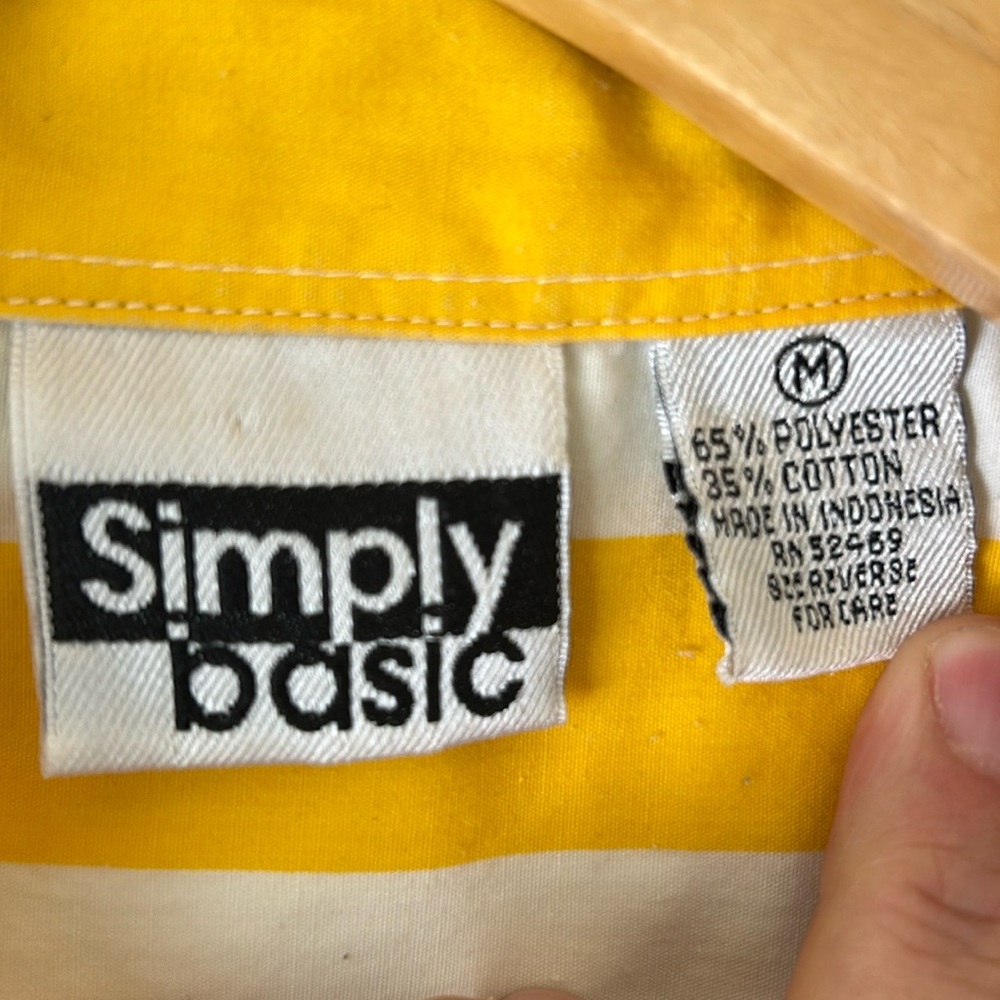 Simply Basic Striped Button Tank ☀️ size M - Picture 5 of 9